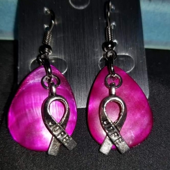 Pink Ribbon Cancer shell earrings - Picture 4 of 4